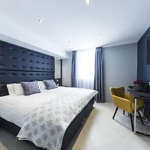 /